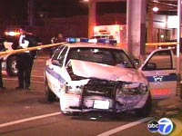 wls_112305_police_car_crash.jpg